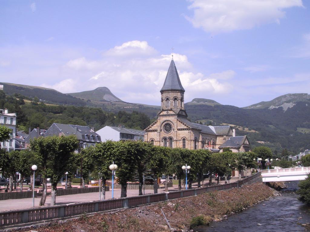 Vvf Correze Pays D'Eygurande Hotel Bagian luar foto