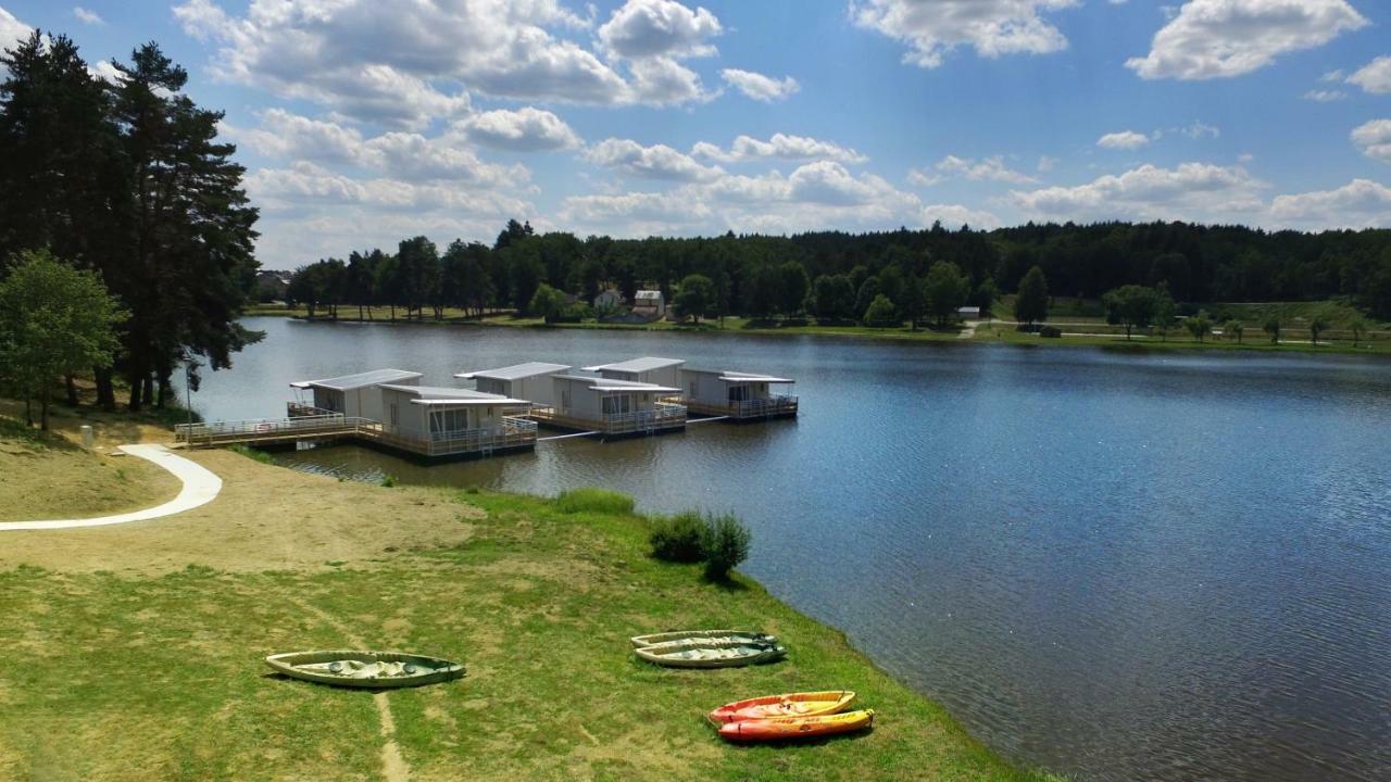 Vvf Correze Pays D'Eygurande Hotel Bagian luar foto